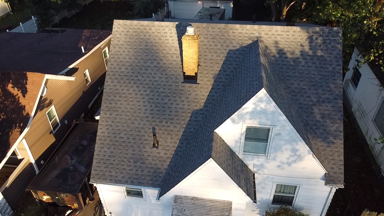 A Beautiful New Roof for Paula 🏡✨